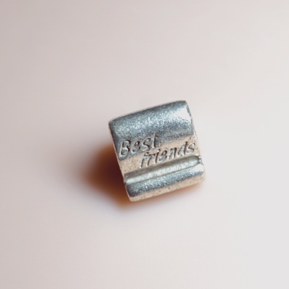 Auth Pandora Silver "Best Friends" Scroll Charm
